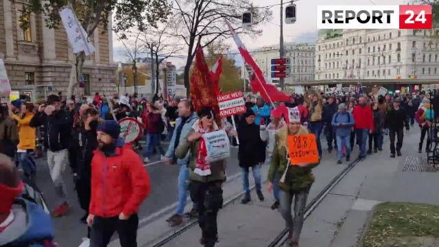 Corona-Demo Wien – für die Freiheit: 75 Minuten Demo-Zug im Zeitraffer