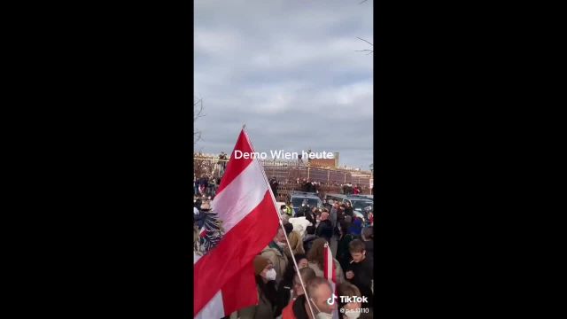 Eindrücke der Corona-Demo in Wien am 20.11.2021 - 100.000 Menschen auf der Straße