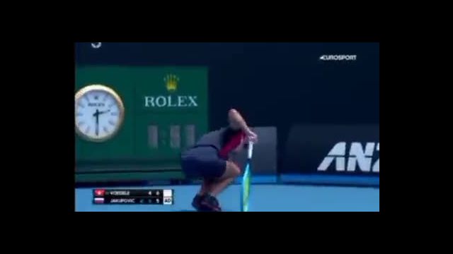 Tennisspielerin Dalila Jakupovic bricht beim Australien Open zusammen