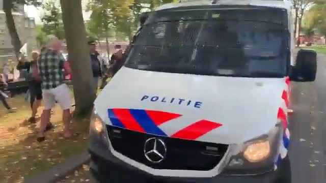 Niederländisches Regime setzt Undercover-Schläger zur Eskalation ein