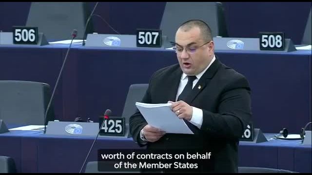 Der rumänische Europaabgeordnete Cristian Terhes fordert den sofortigen Rücktritt von EU-Kommissionspräsidentin Ursula von der Leyen